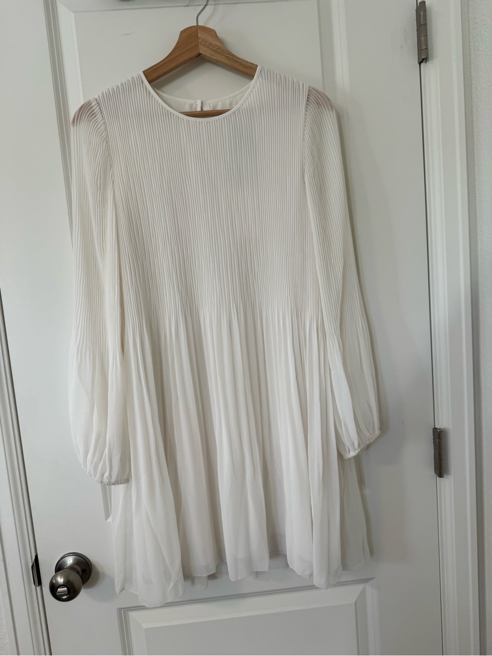 NWT Aritzia Wilfred Daydreamer Mini Dress in Light Birch